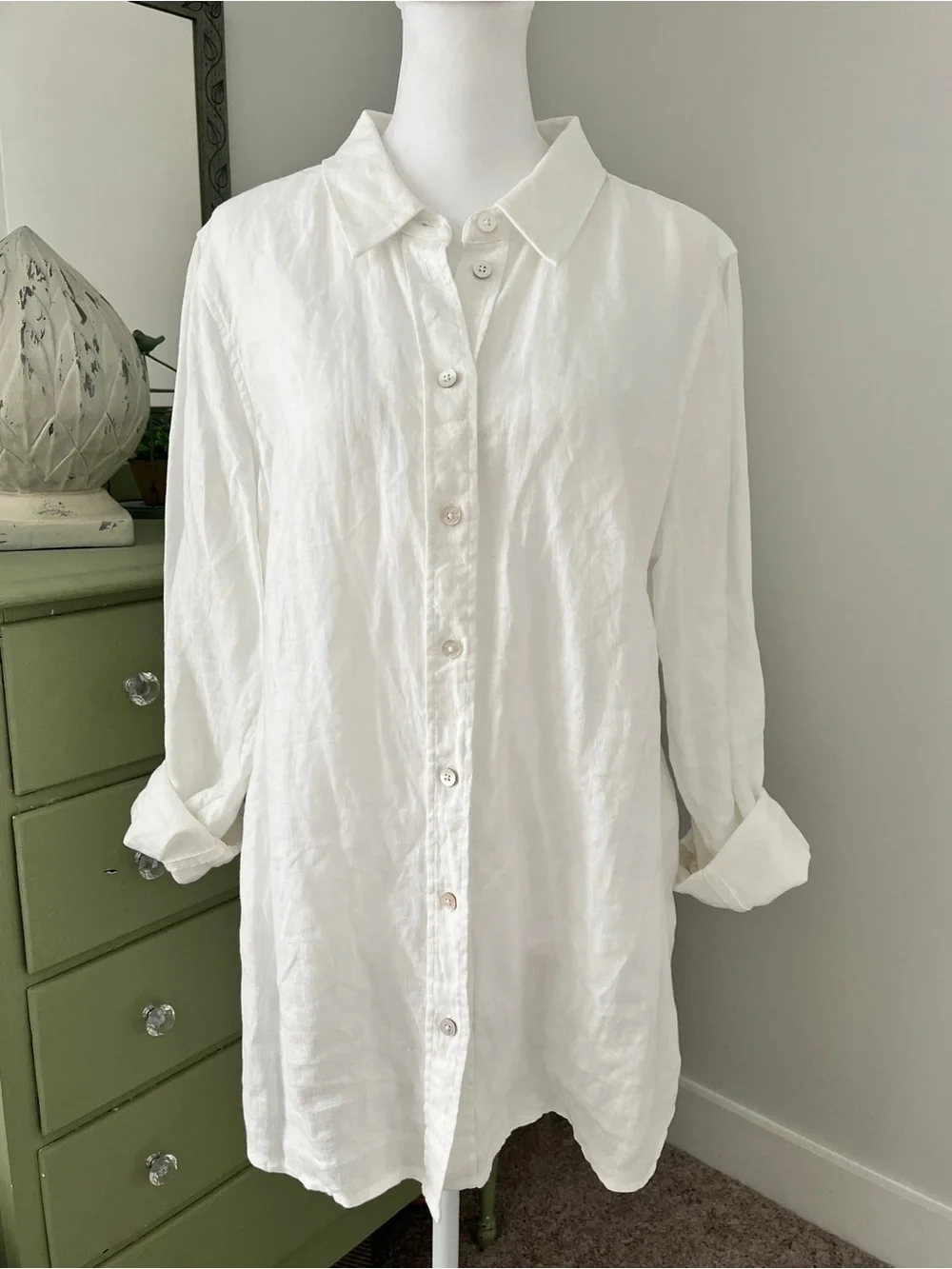 Soft Surroundings White Cotton Linen Button-Front Big Shirt (M) - Picture 11 of 11